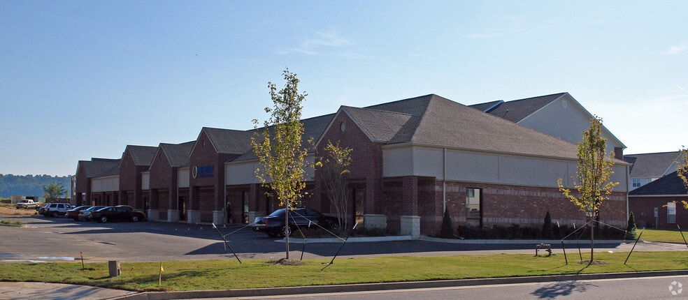 7307 River Pointe Dr, Maumelle, AR for lease - Building Photo - Image 2 of 2