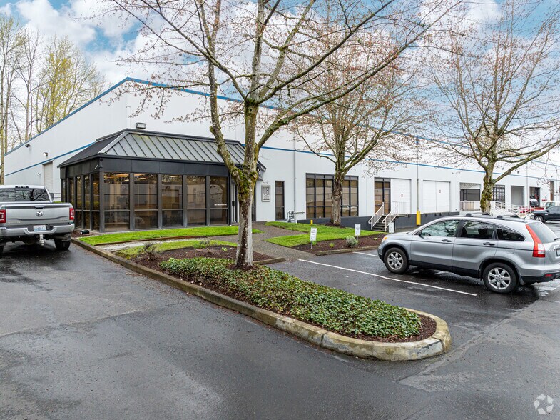 7859-7877 S 180th St, Kent, WA à louer - Photo du bâtiment - Image 1 de 11