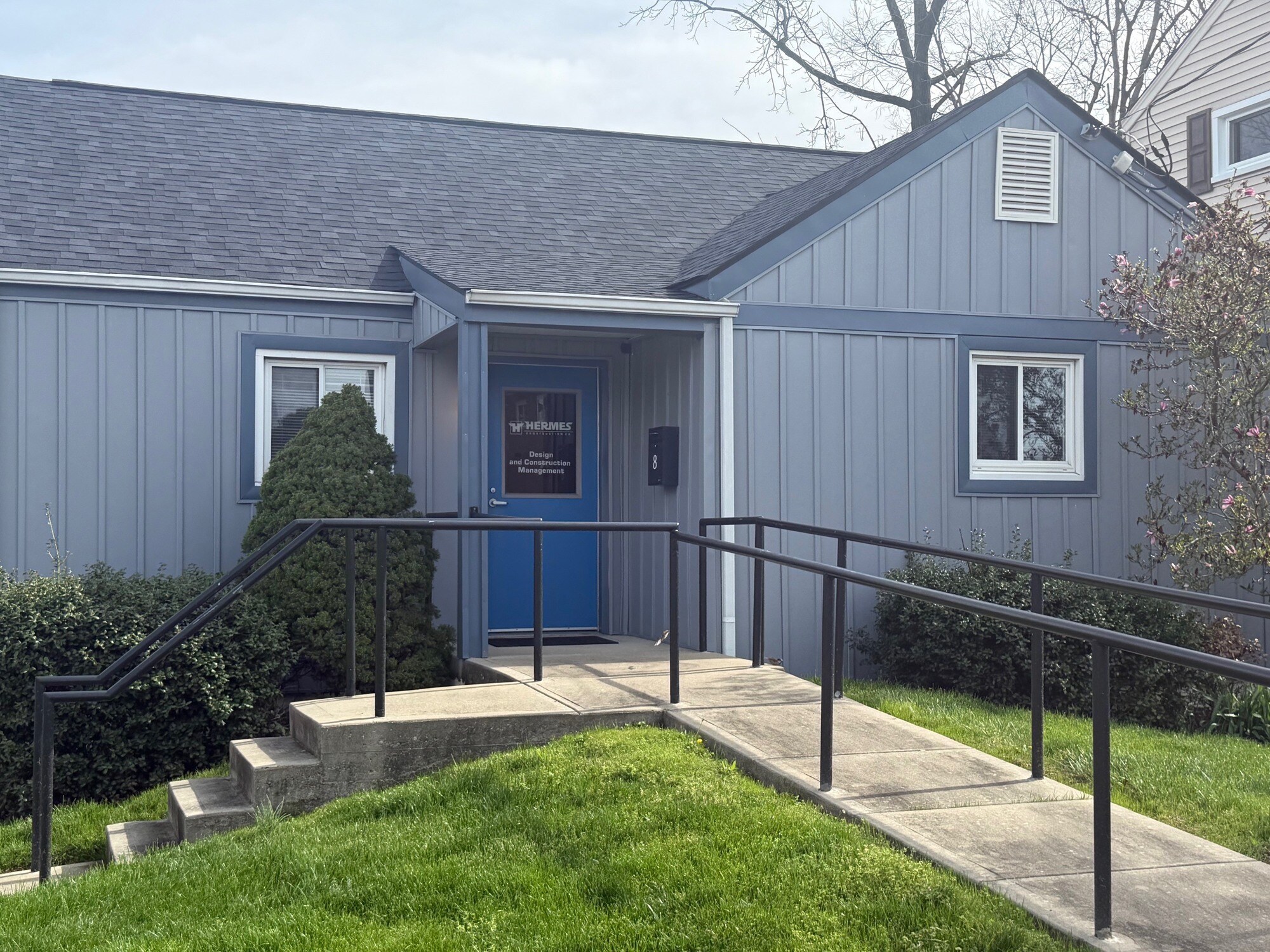 8 Girard St, Florence, KY for lease Primary Photo- Image 1 of 9