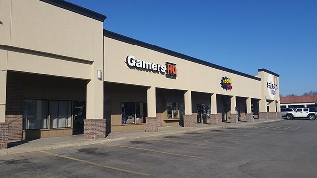 1919-2031 SW Gage Blvd, Topeka, KS for lease - Building Photo - Image 2 of 2