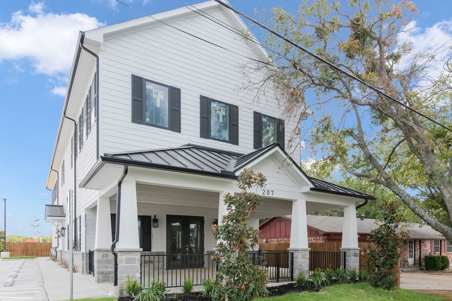 207 S Elm St, Keller, TX for sale - Building Photo - Image 2 of 7