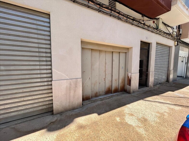 Commerce de détail dans Algemesí à vendre - Photo du bâtiment - Image 2 de 11