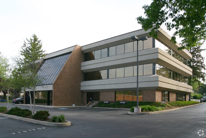 940 Haverford Rd, Bryn Mawr, PA for lease - Building Photo - Image 2 of 8