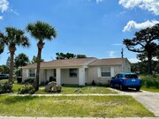 Full Duplex - Beachside - Ormond Beach - Mobile Home or RV Park