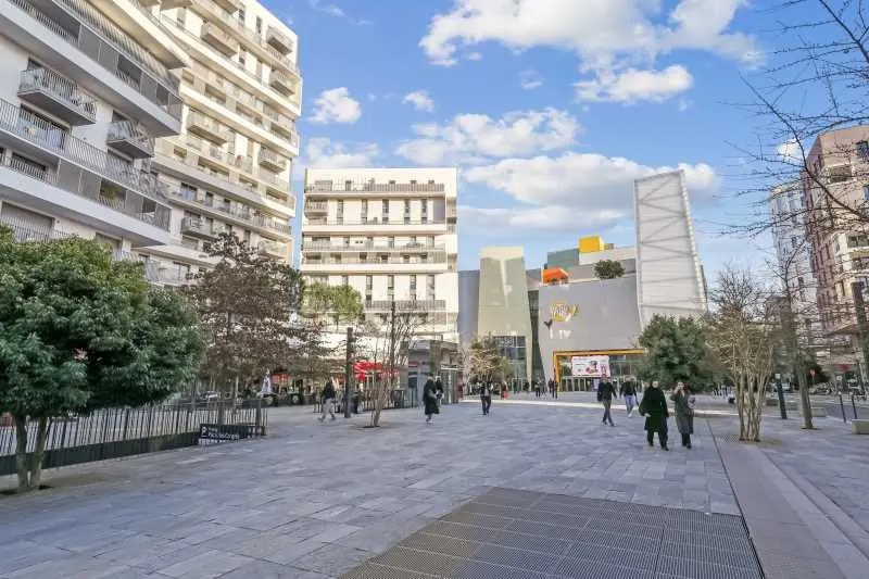 10 Mail Atlantis, Massy for lease - Building Photo - Image 3 of 3