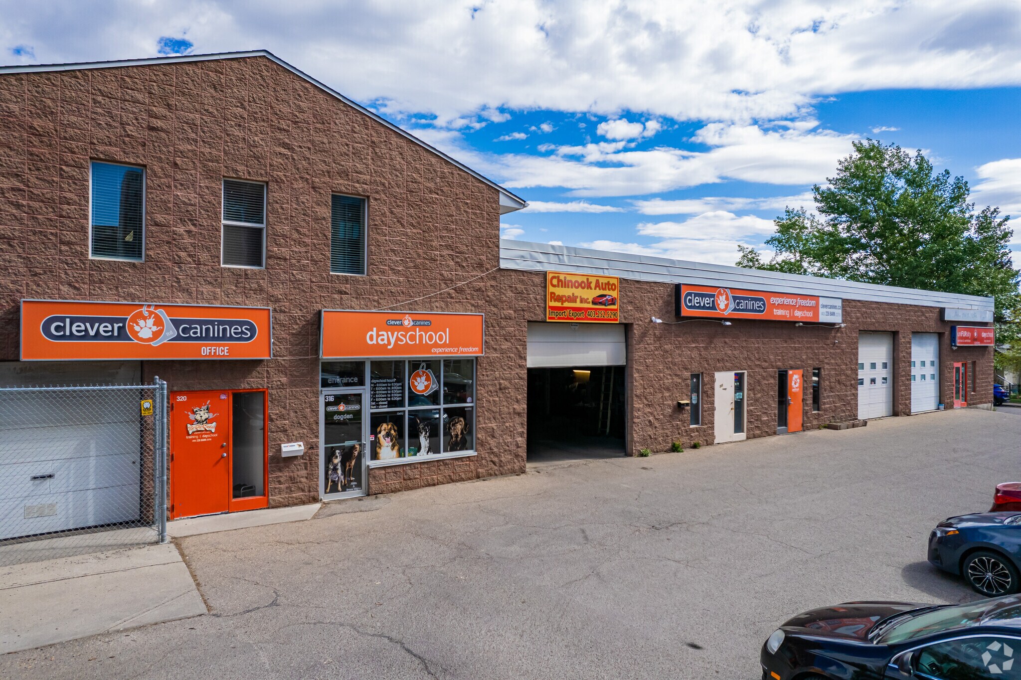 5539 2nd St SW, Calgary, AB for sale Primary Photo- Image 1 of 1