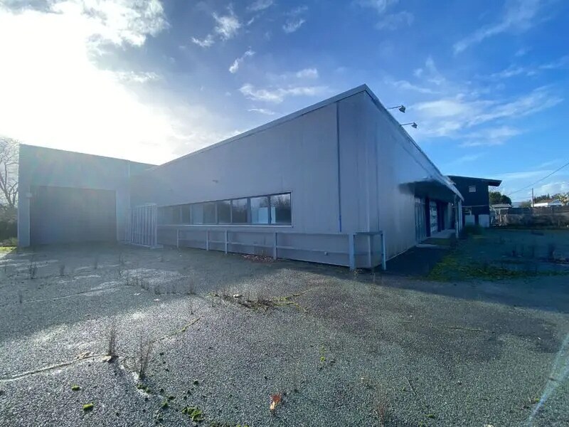 Retail in Eysines for sale Building Photo- Image 1 of 11