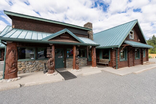 Plus de détails pour 1258 Highway 141, White Salmon, WA - Services hôteliers à vendre