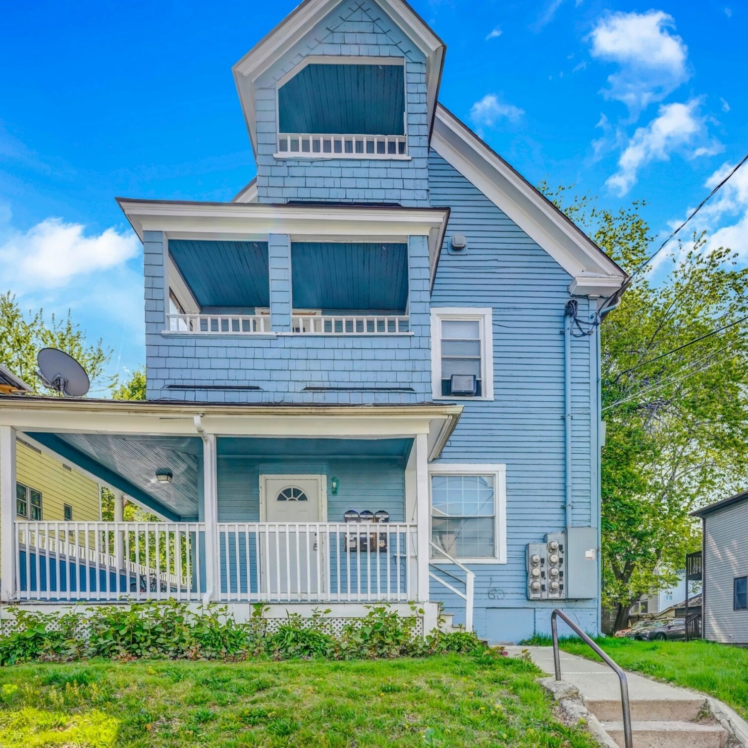 20 Landry St, Bristol, CT à vendre Photo principale- Image 1 de 4