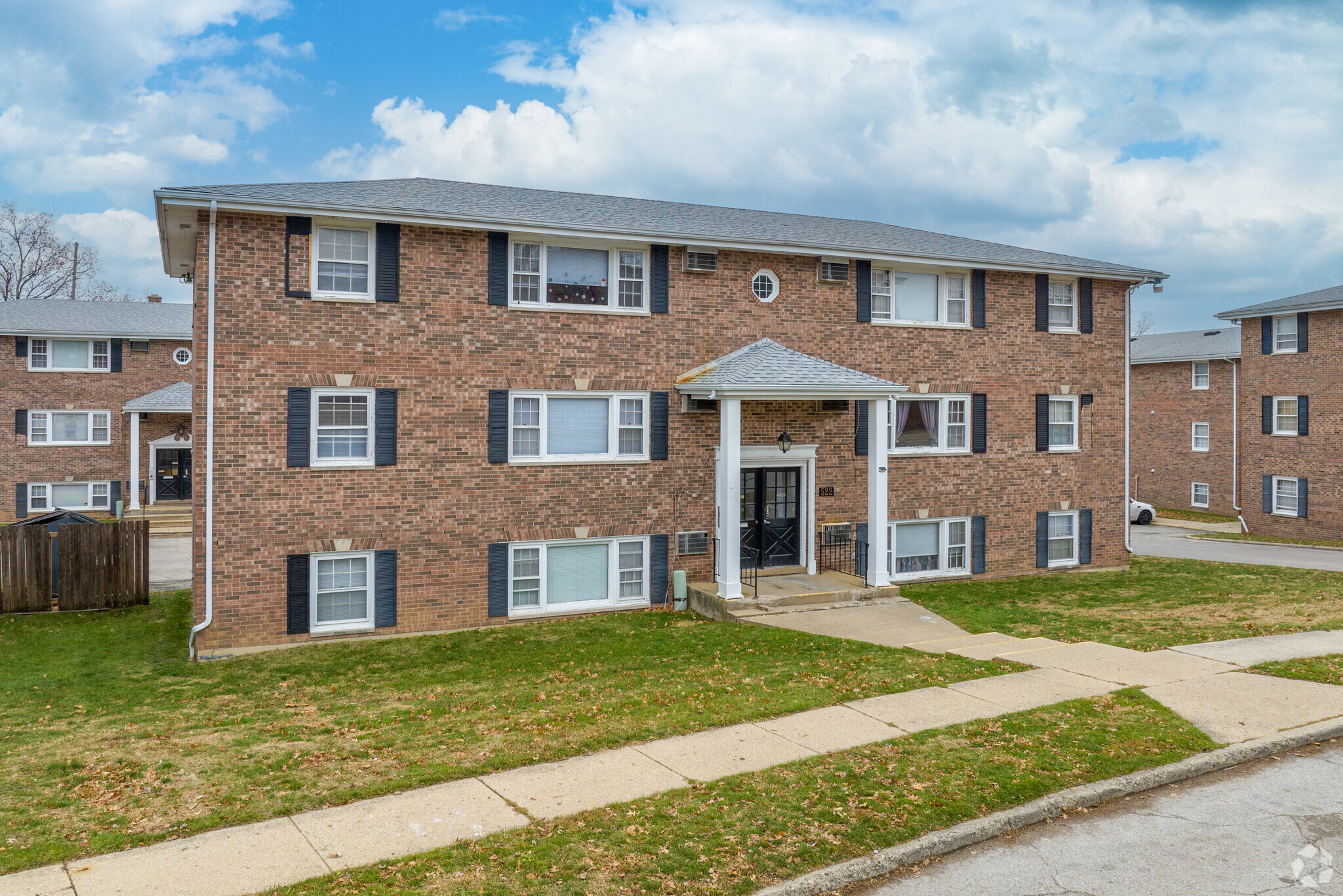 552 S Church St, Decatur, IL à vendre Photo principale- Image 1 de 1