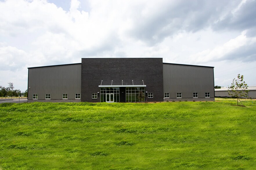 371 Burton Rd, Lexington, SC for lease - Building Photo - Image 2 of 12
