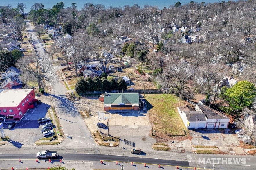 10185 Warwick Blvd, Newport News, VA for sale - Building Photo - Image 2 of 3