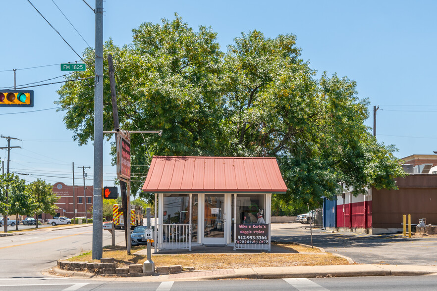 100 S Railroad Ave, Pflugerville, TX for sale - Building Photo - Image 3 of 16