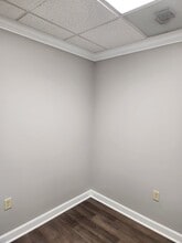 1514 Mathis Ferry Rd, Mount Pleasant, SC à louer Photo intérieure- Image 2 de 5