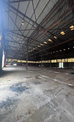 750A Viaduct Rd, Chickasaw, AL for lease - Interior Photo - Image 2 of 4