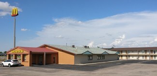 Plus de détails pour 450 S Lincoln St, Burlington, CO - Services hôteliers à vendre