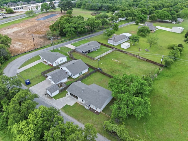 1032 Greg St, Azle, TX for sale Primary Photo- Image 1 of 11