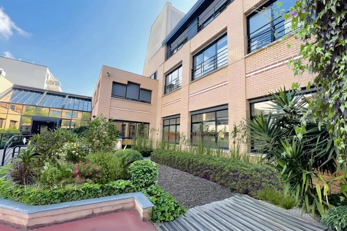 Bureau dans Suresnes à vendre Photo du bâtiment- Image 1 de 12