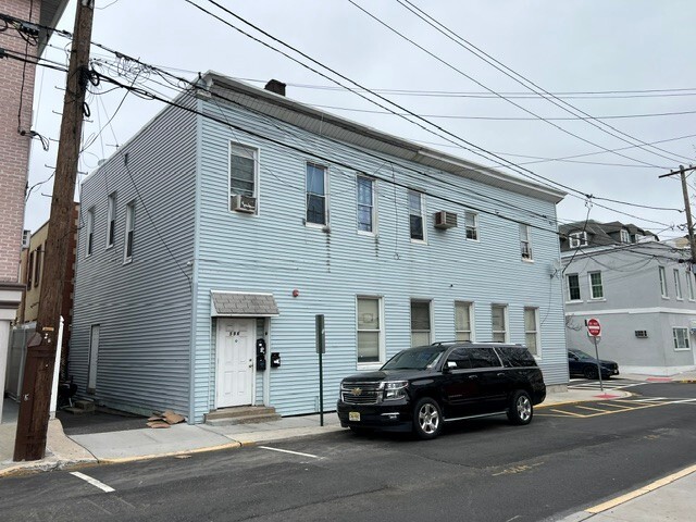 5401 Jackson St, West New York, NJ for sale - Building Photo - Image 2 of 9