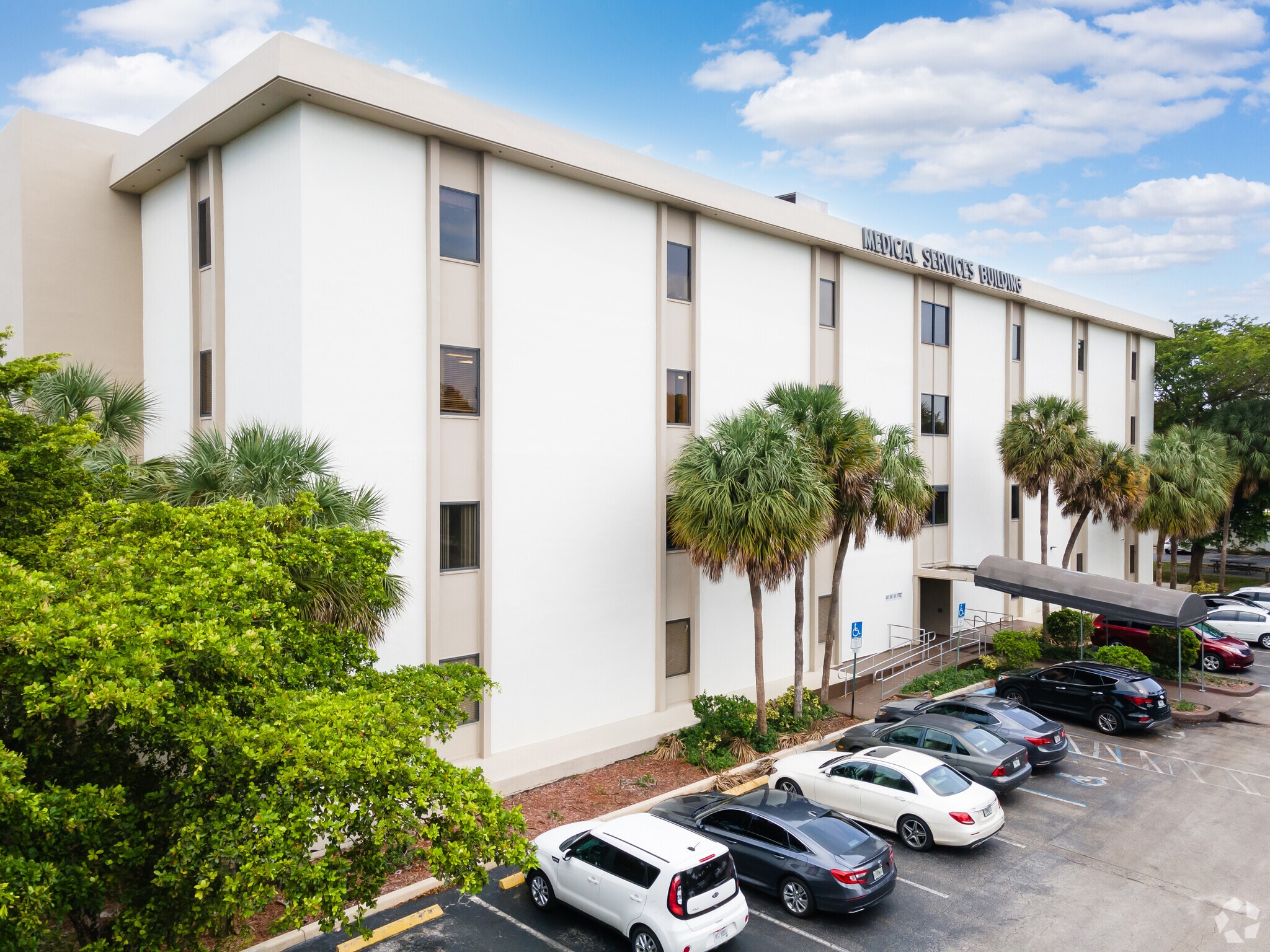 4101 NW 4th St, Plantation, FL for lease Primary Photo- Image 1 of 5