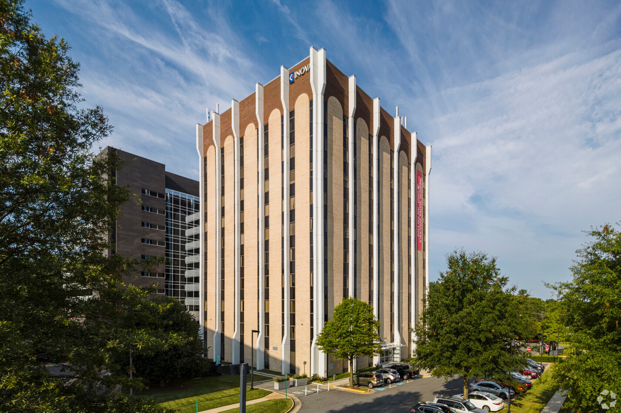 7617 Little River Tpke, Annandale, VA à louer Photo du bâtiment- Image 1 de 4