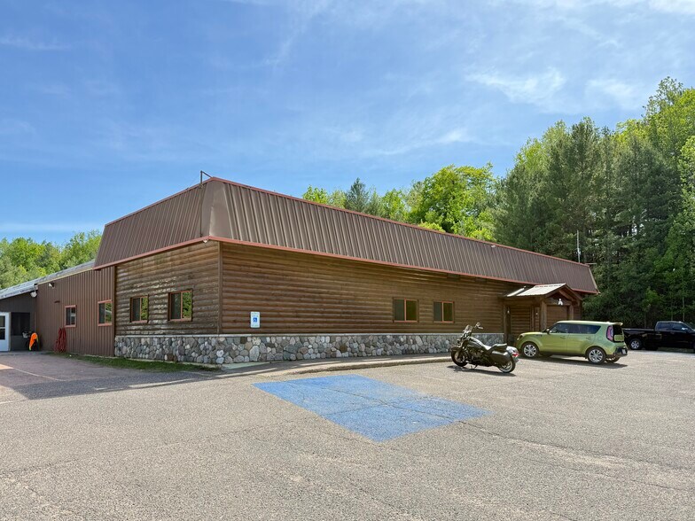 8085 Highway 51, Minocqua, WI à vendre - Photo du bâtiment - Image 2 de 45