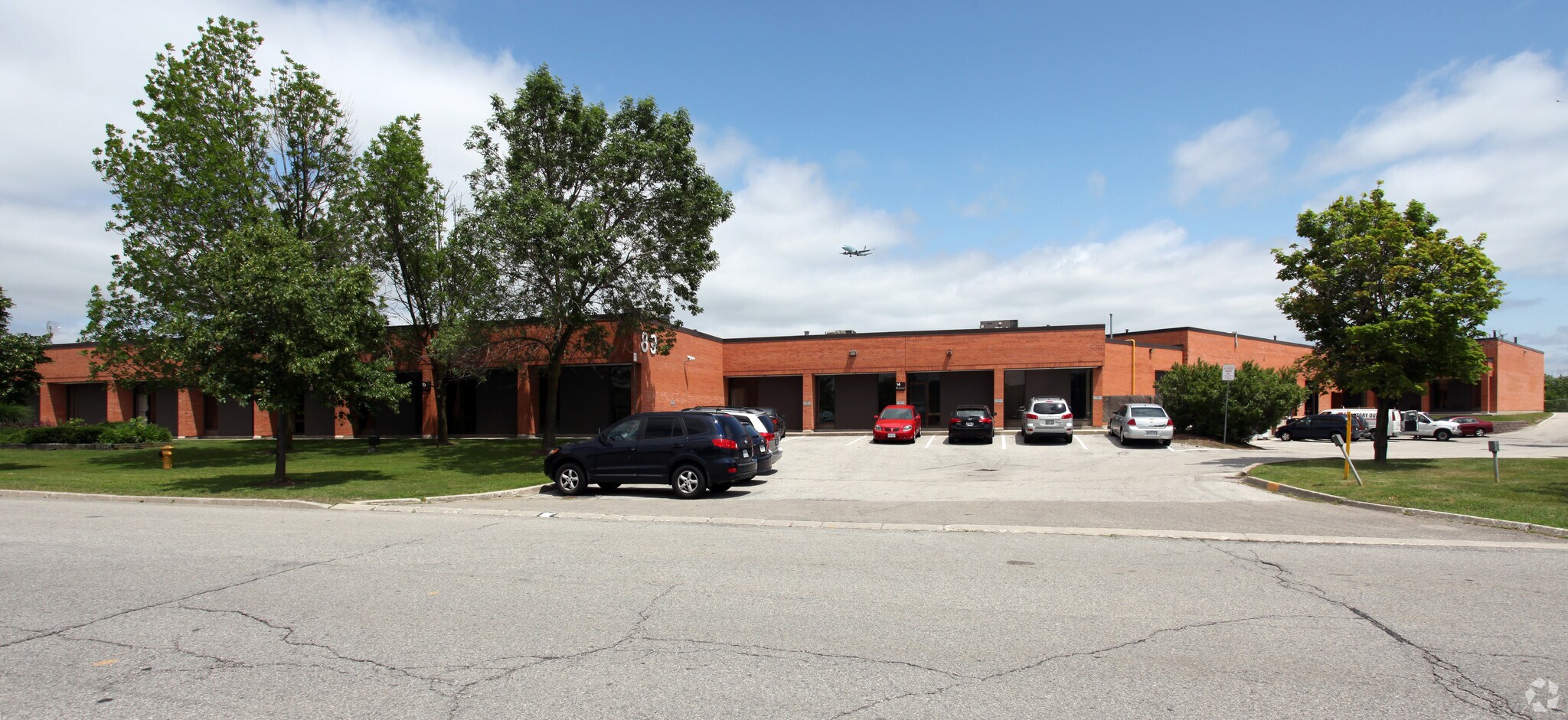 89 Galaxy Blvd, Toronto, ON for lease Primary Photo- Image 1 of 3