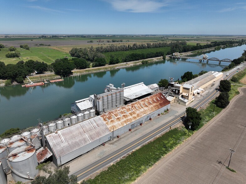 14712 State Highway 160, Isleton, CA à vendre - Communauté Matterport - Image 3 de 31