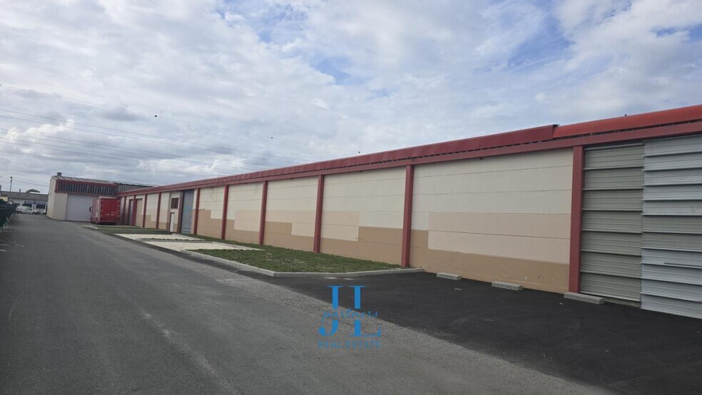 Flex in Mérignac for lease - Building Photo - Image 3 of 10