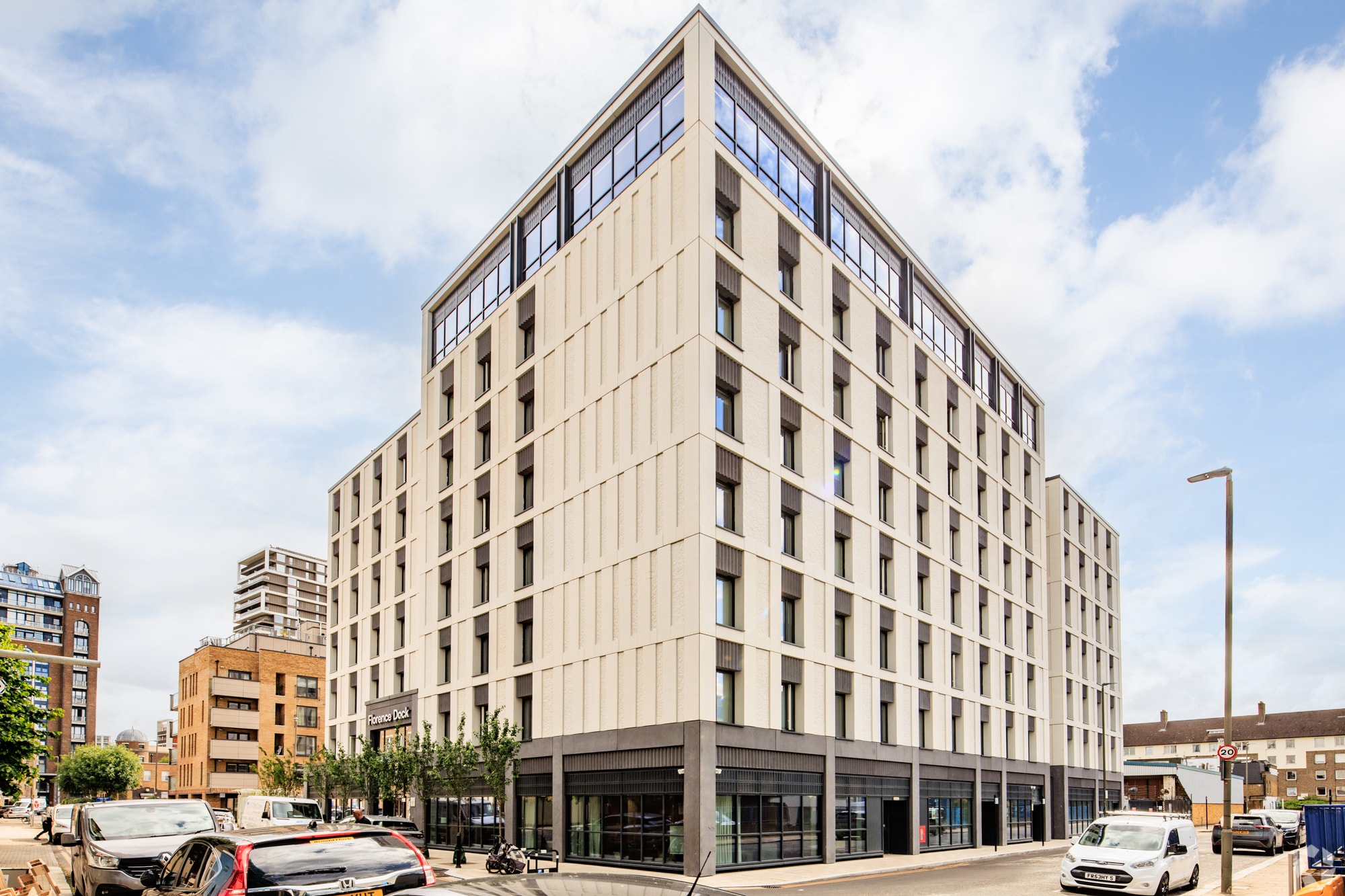 41-47 Mendip Rd, London for lease Primary Photo- Image 1 of 6