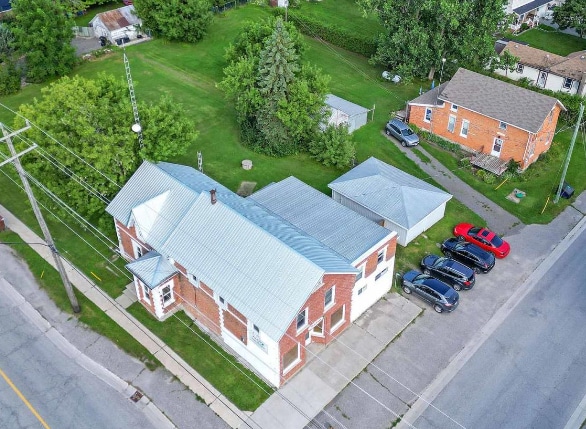 2311 Elm Tree Rd, Cambray, ON à louer - Photo du bâtiment - Image 3 de 17