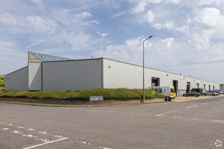 Erica Rd, Milton Keynes à louer - Photo du bâtiment - Image 3 de 3