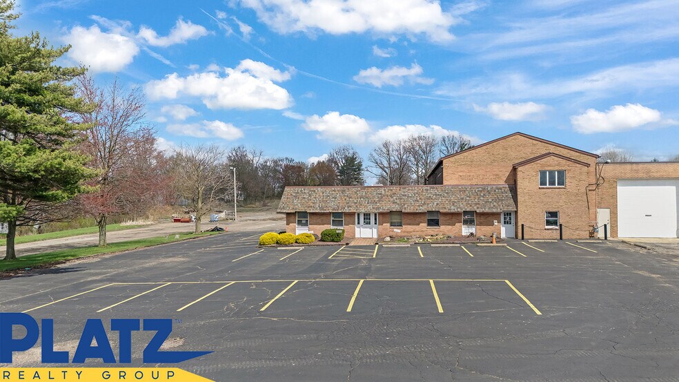 61 Railroad St, Canfield, OH for lease - Building Photo - Image 1 of 11