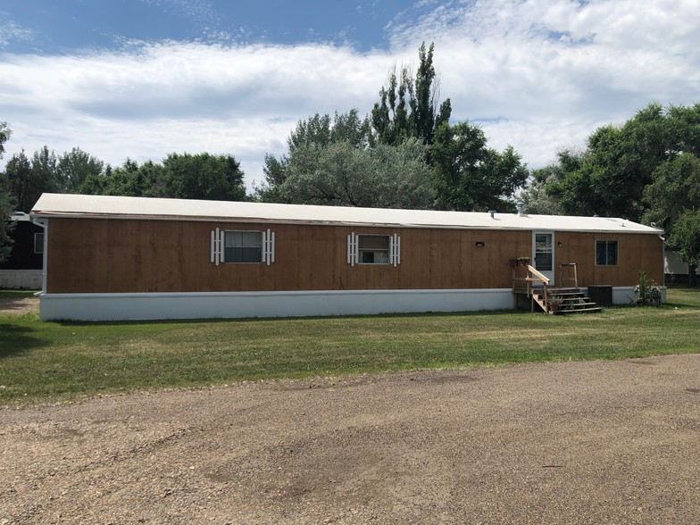 1217 W Bell St, Glendive, MT à vendre - Photo du bâtiment - Image 1 de 1