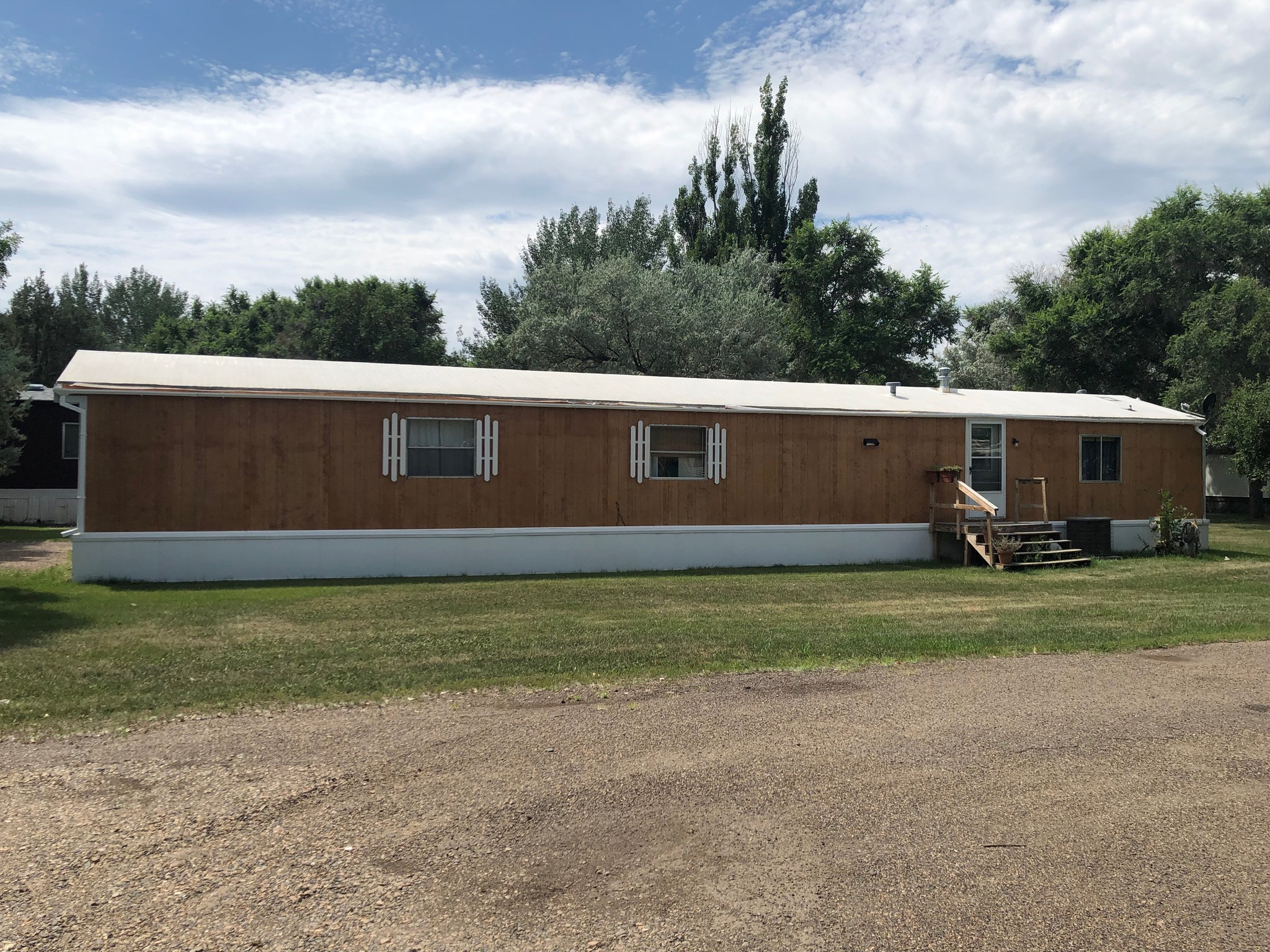 1217 W Bell St, Glendive, MT à vendre Photo du bâtiment- Image 1 de 1