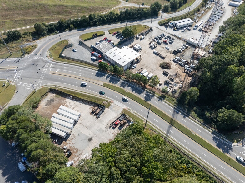 2854 Mechanicsville Rd, Peachtree Corners, GA for lease - Building Photo - Image 1 of 11