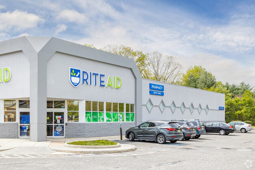 1881 N Black Horse Pike, Williamstown, NJ à louer - Photo du bâtiment - Image 2 de 2