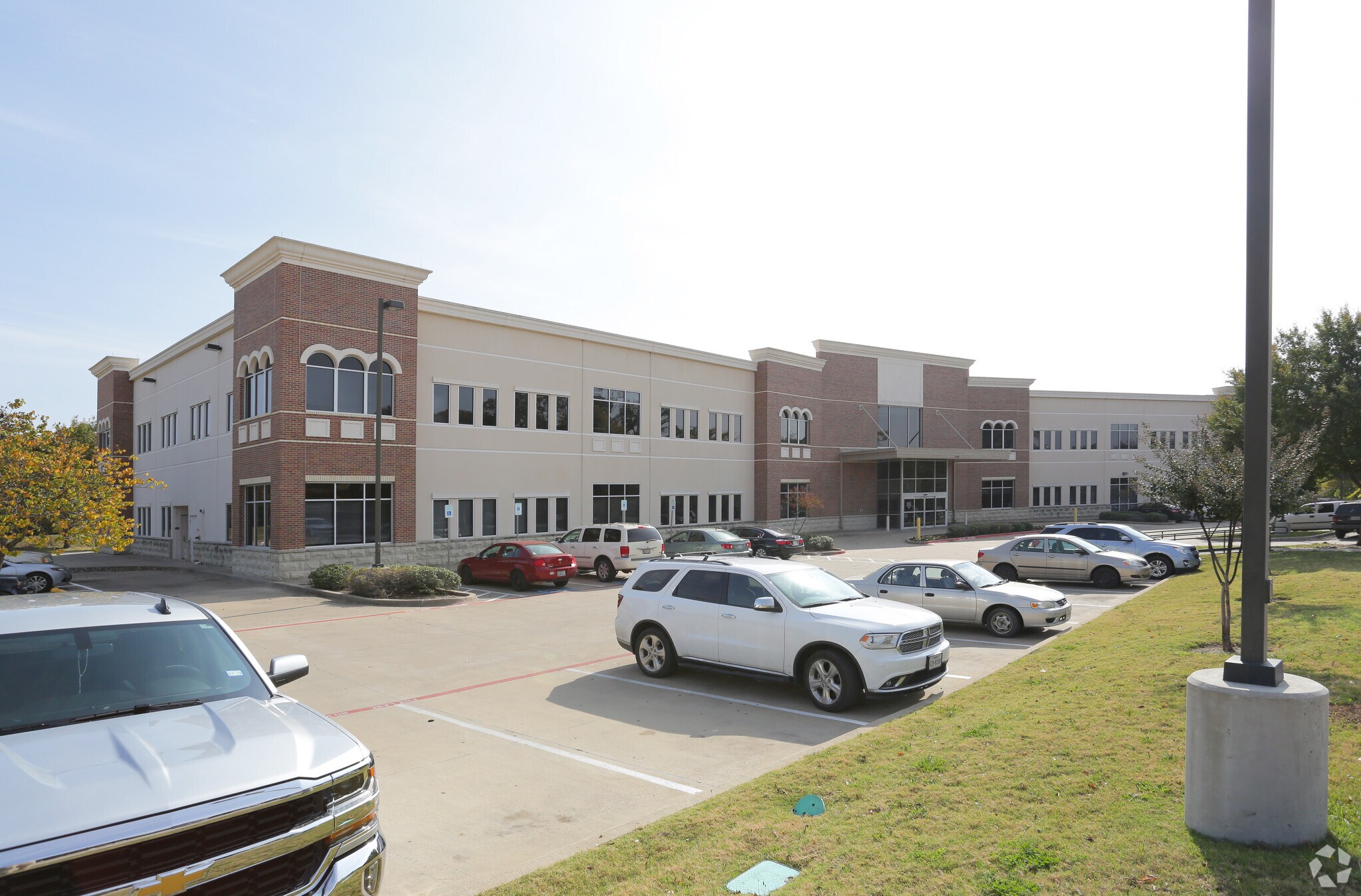 1305 W Jefferson St, Waxahachie, TX à louer Photo du bâtiment- Image 1 de 9