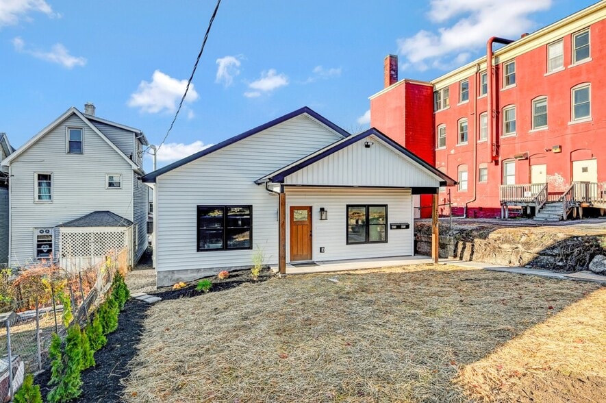 Scranton New Construction Portfolio portfolio of 7 properties for sale on LoopNet.ca - Building Photo - Image 1 of 155