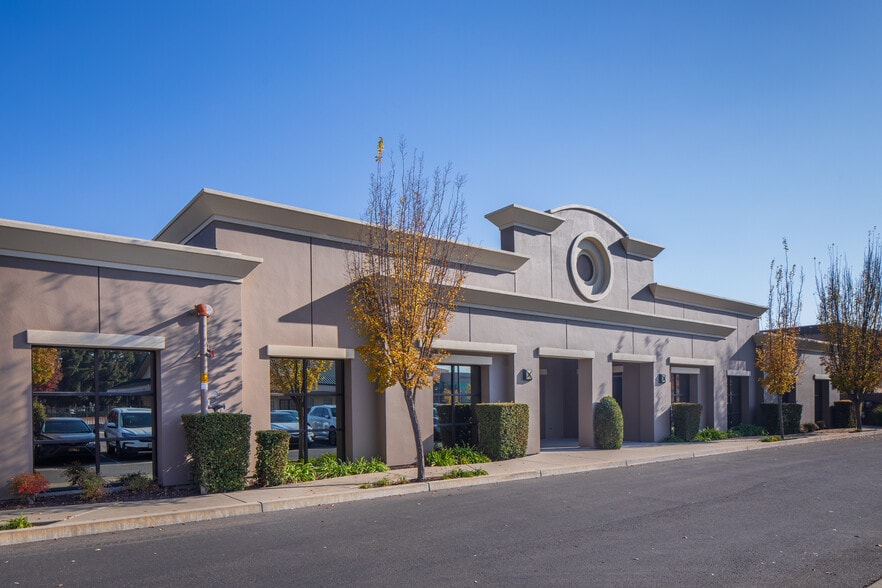 3485 Brookside Rd, Stockton, CA for lease - Building Photo - Image 2 of 11