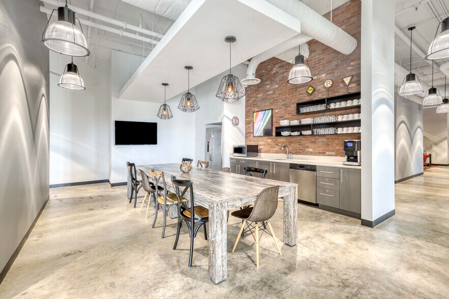 110 Front St, Jupiter, FL à louer - Photo intérieure - Image 3 de 11