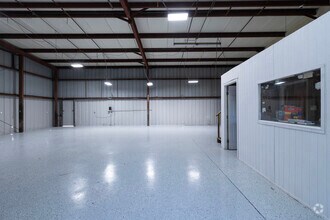 5626 N Dale Mabry Hwy, Tampa, FL for lease Interior Photo- Image 1 of 7
