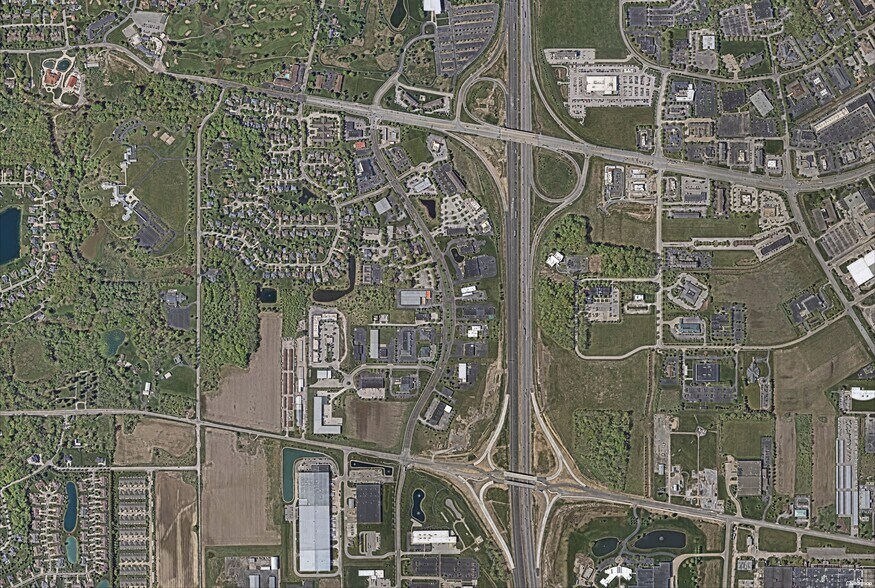 392-488 Outerbelt St, Columbus, OH à louer - Aérien - Image 3 de 3