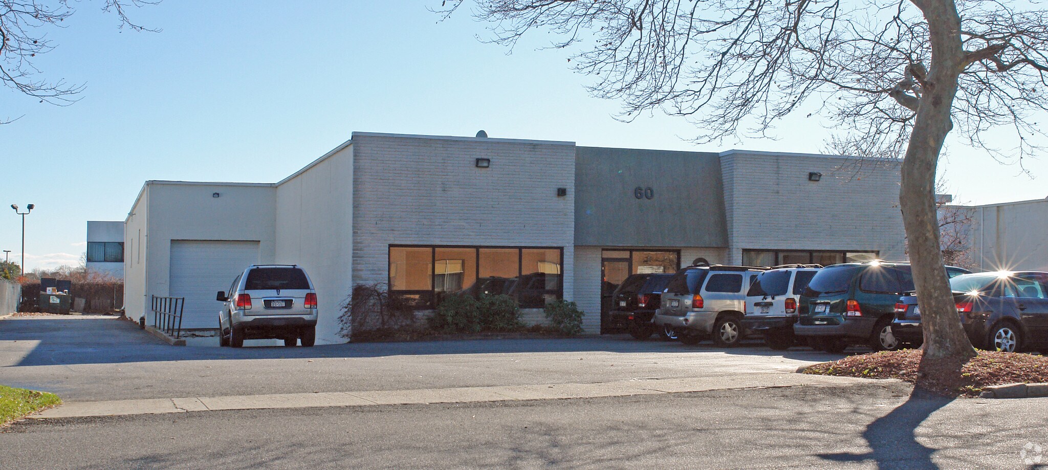 60 Remington Blvd, Ronkonkoma, NY à louer Photo principale- Image 1 de 3