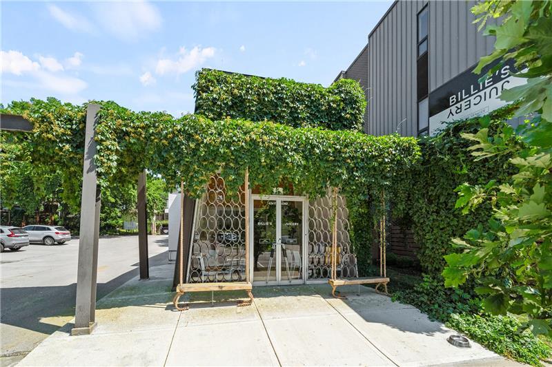 634 E 63rd St, Kansas City, MO à vendre Photo principale- Image 1 de 2