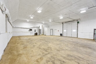 1993 130th Ave NW, Arnegard, ND for lease Interior Photo- Image 2 of 3