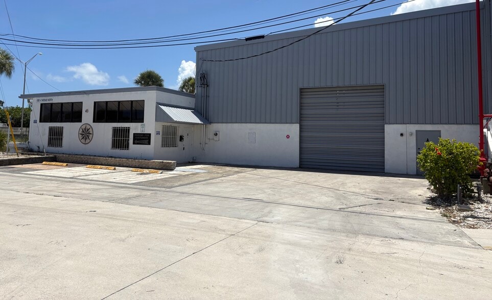 1800 4th Avenue Ext, Lake Worth Beach, FL for lease - Building Photo - Image 1 of 16