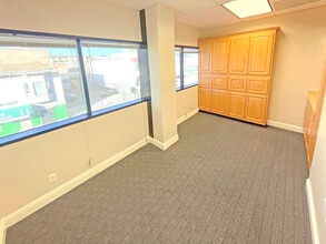 345-349 7th St, Oakland, CA for lease Interior Photo- Image 2 of 5