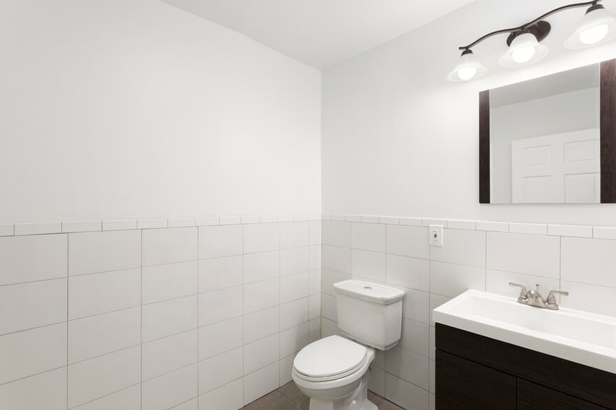 374 Myrtle Ave, Brooklyn, NY for lease - Other - Image 3 of 4