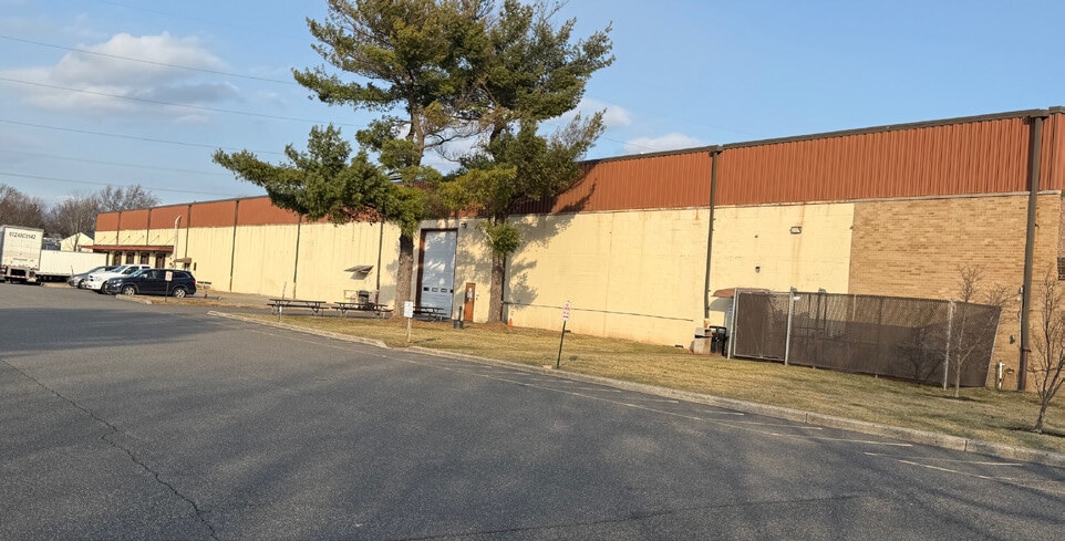 200 Circle Dr N, Piscataway, NJ for lease - Building Photo - Image 3 of 5